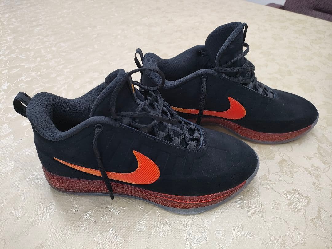 NIKE ブック2 　\