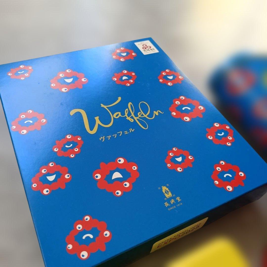 ミャクミャク　万博　お菓子缶　クッキー缶　缶　箱