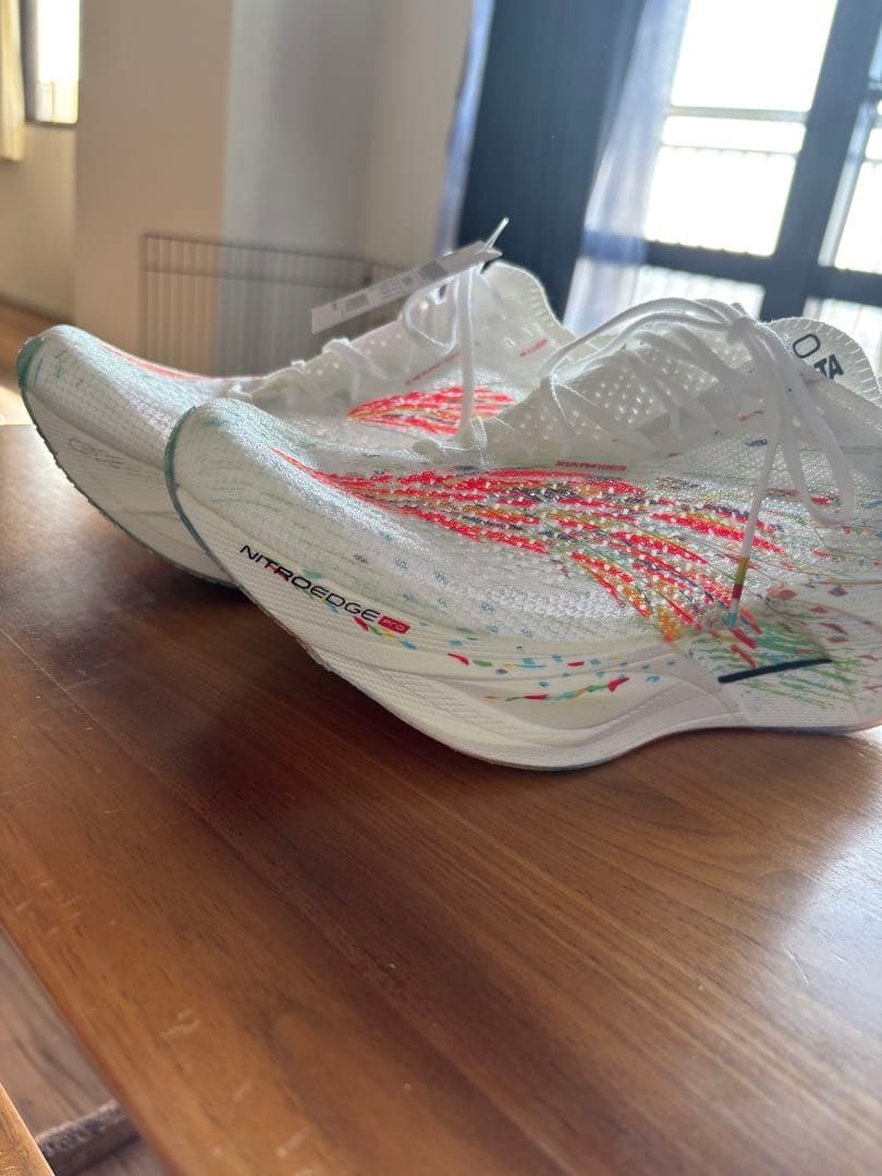 ANTA C202 6 PRO ランニングシューズ