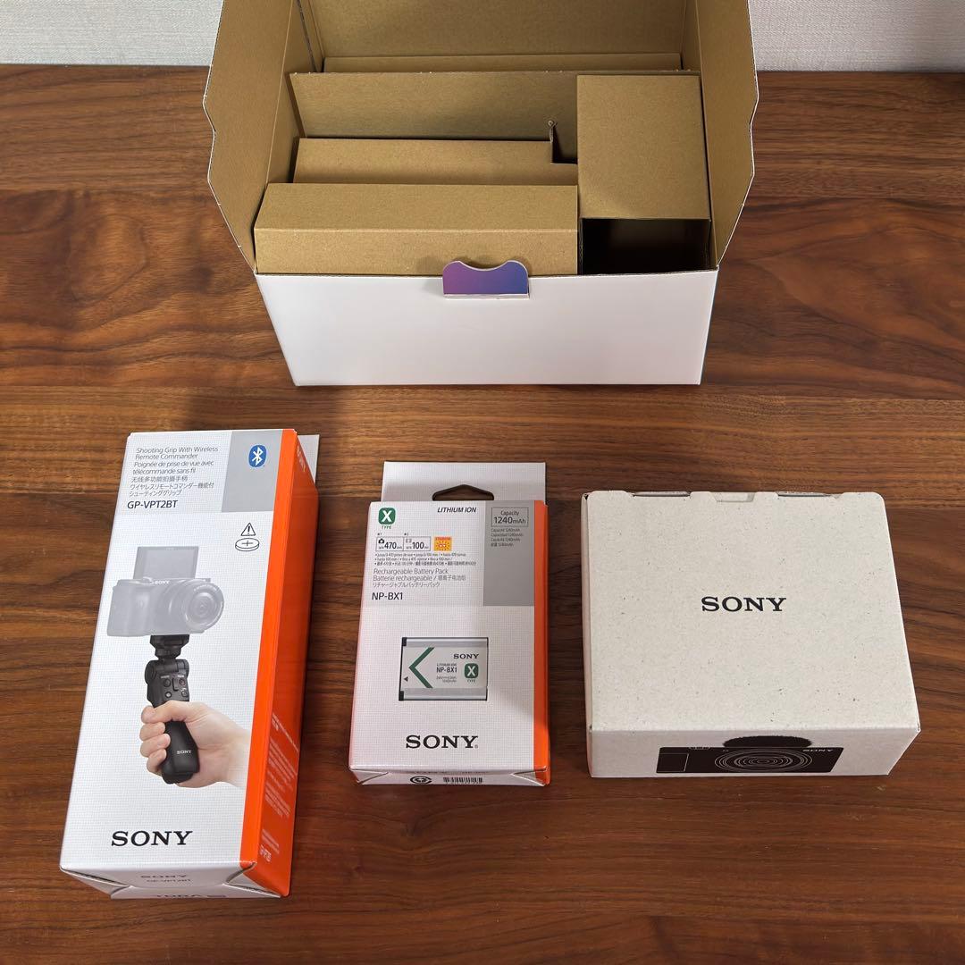 ほぼ新品SONY ZV-1Ⅱ シューティンググリップキットバッテリーチャージャー