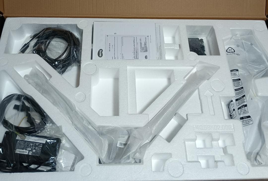 BenQ MOBIUZ EX3210U 32インチ 4K ゲーミングモニター