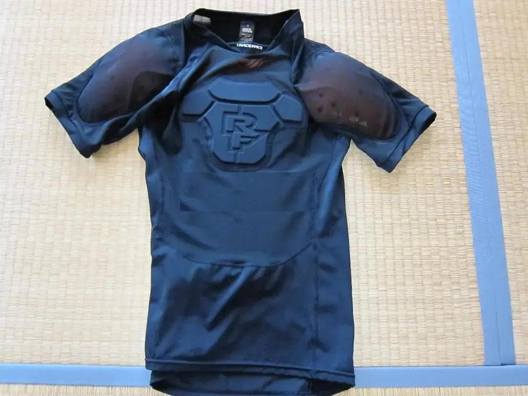 RaceFace　インナー