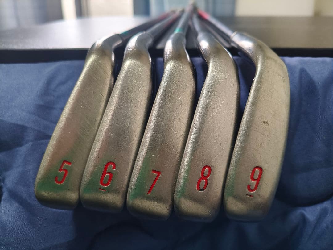 9代目ゼクシオ XXIO9 メンズアイアンセット5本 R