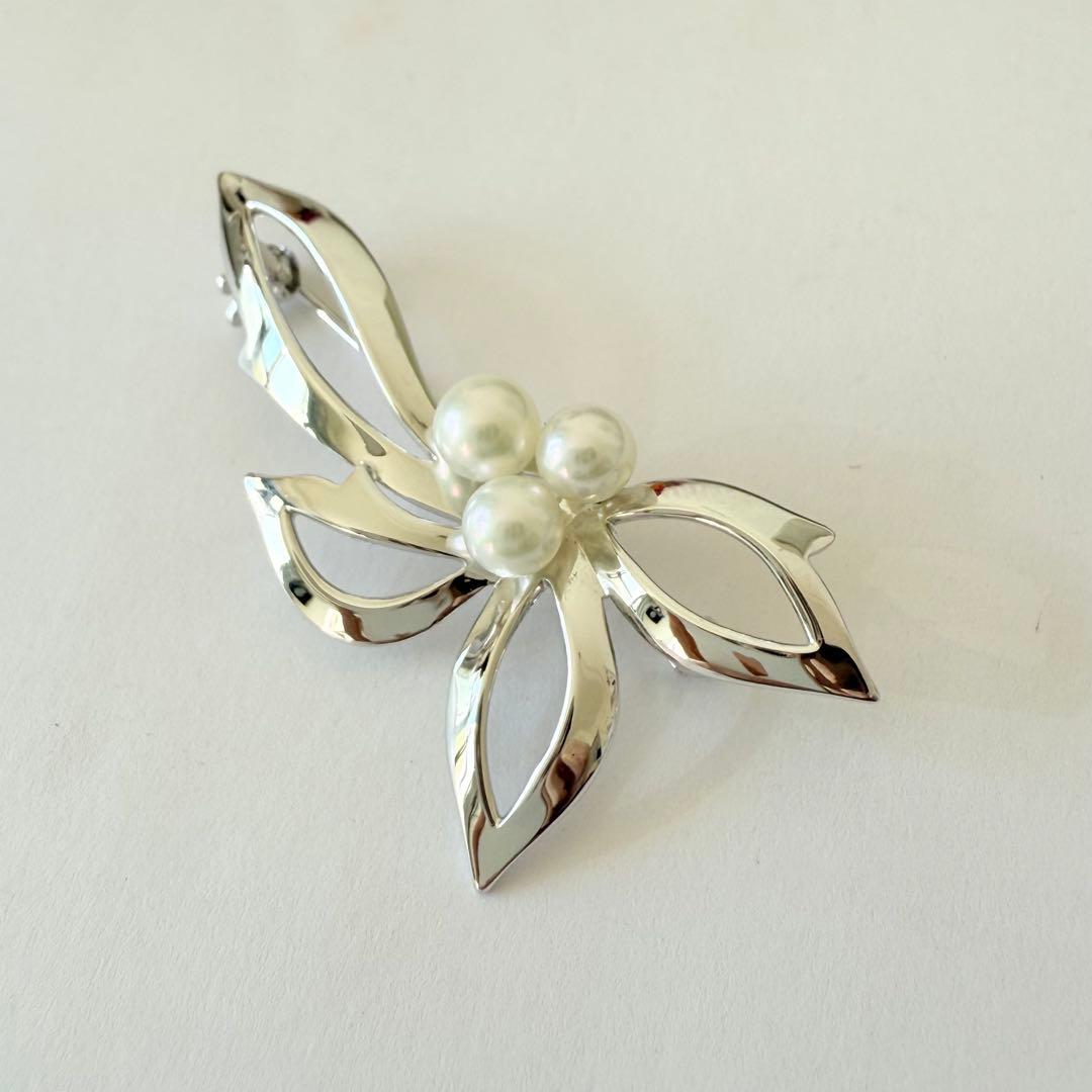 ミキモト　リーフ　シルバー　ブローチ