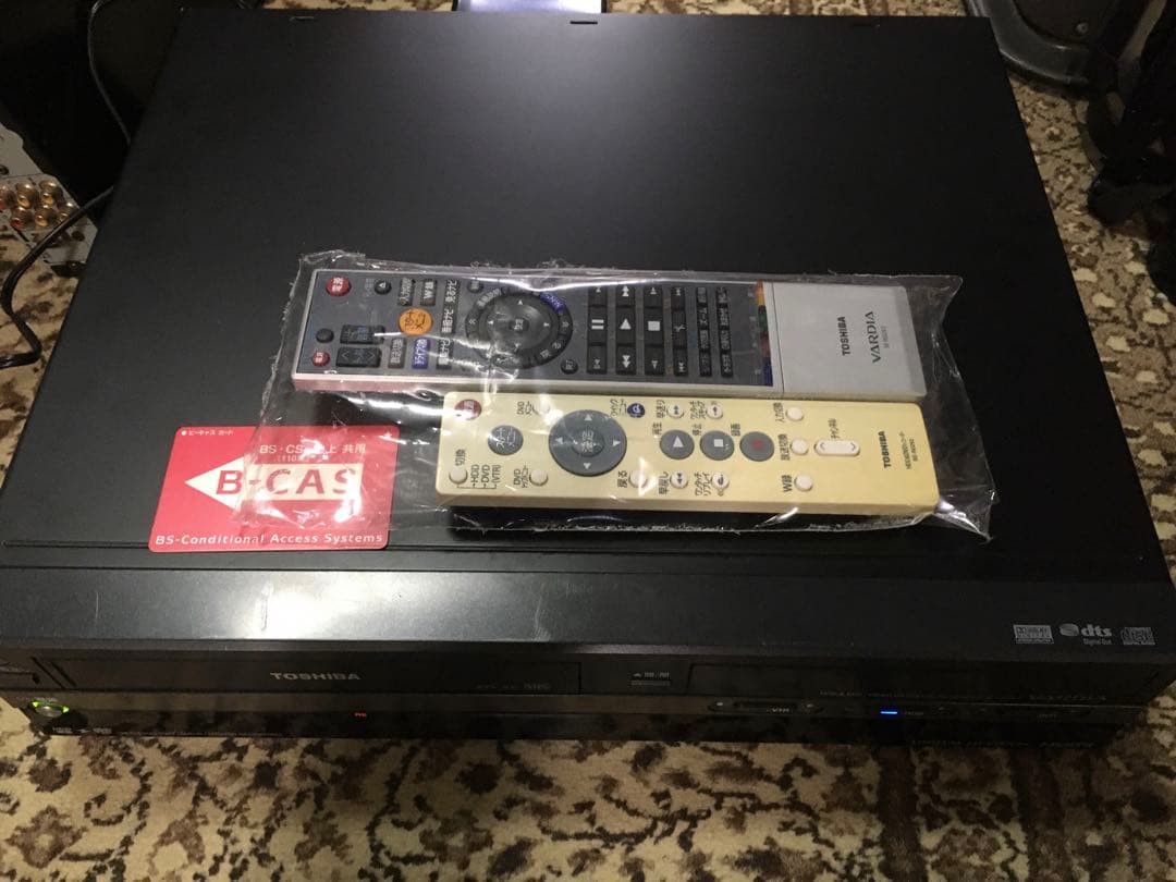 ビデオ2025東芝RD-W301 ビデオ内蔵HDD\DVD 3in1 レコーダー