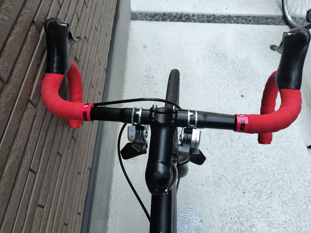 【最終値下げ】新品　引き取り限定　ロードバイク