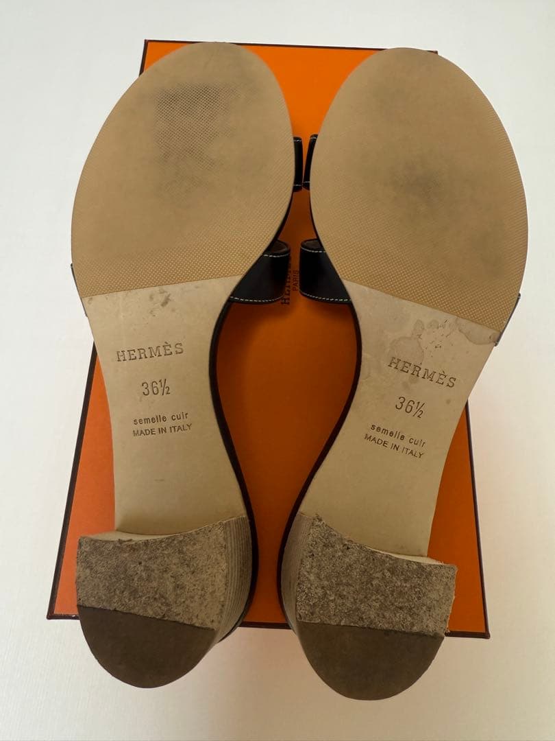 本物保証　エルメス　ブラック オープントゥ サンダル36中古