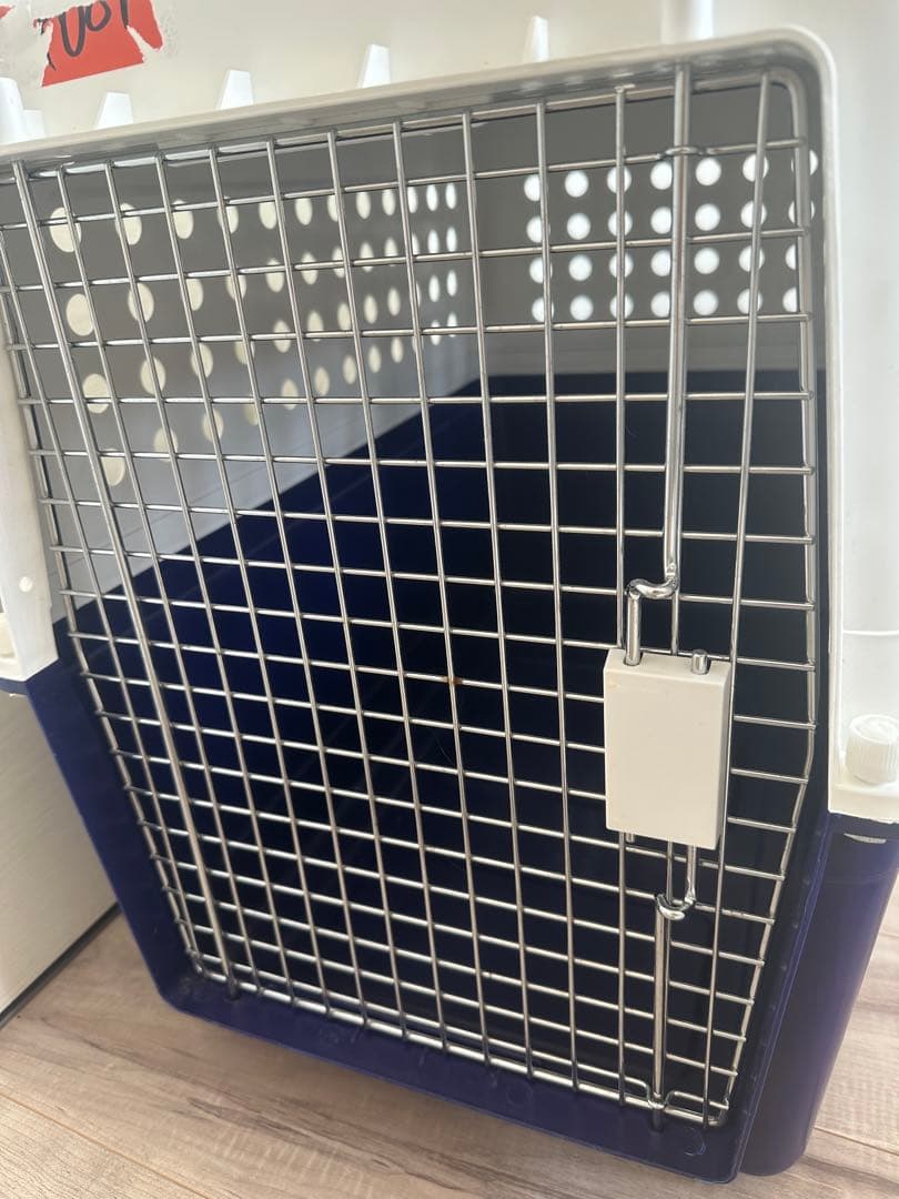 犬用ケージ （国際規格）送料込み。 手渡しの場合、4500円に変更可。たのメル便