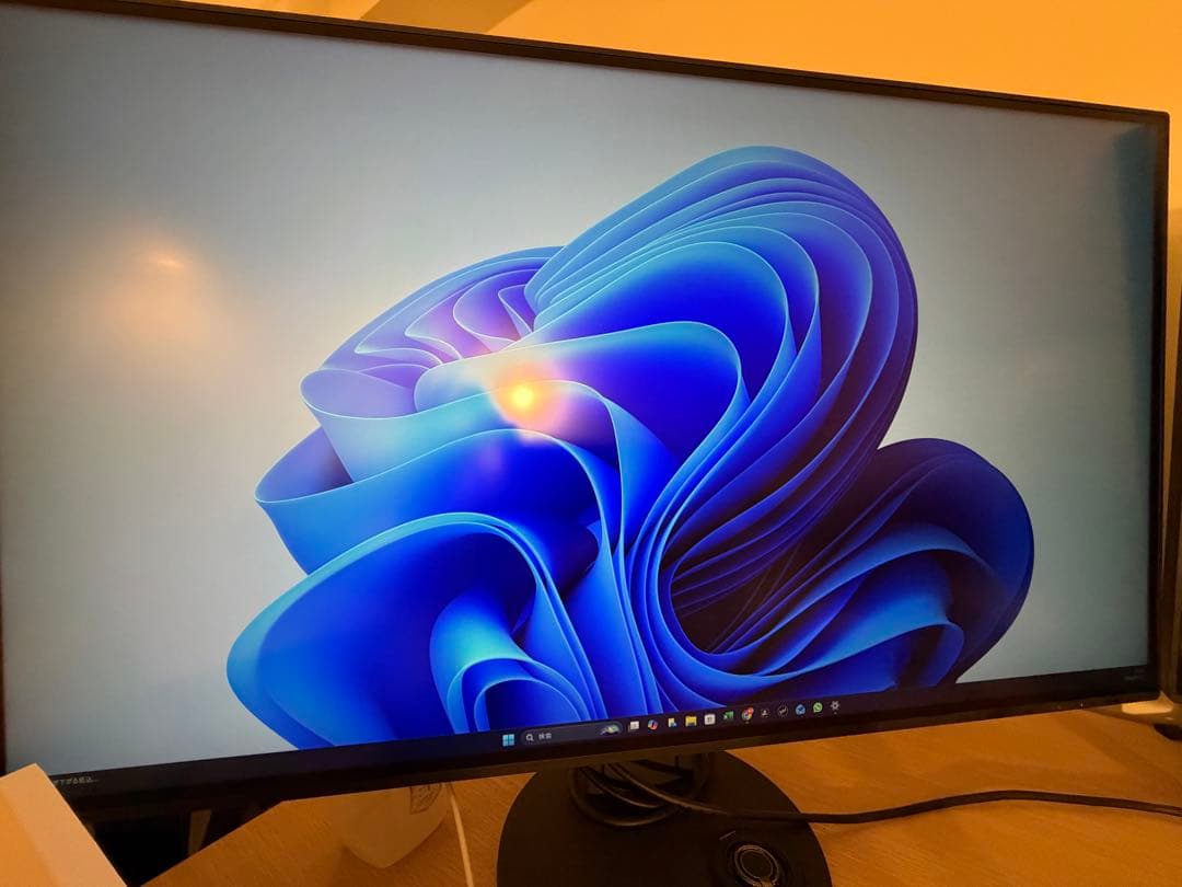 FlexScan EV3285 3840x2160 モニター 本体