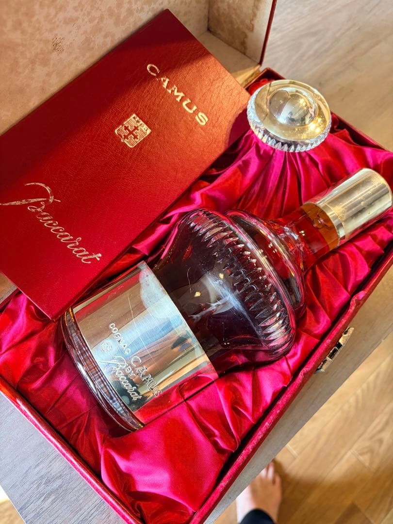 CAMUS バカラ ボトル　1979 限定ブランデー　baccarat