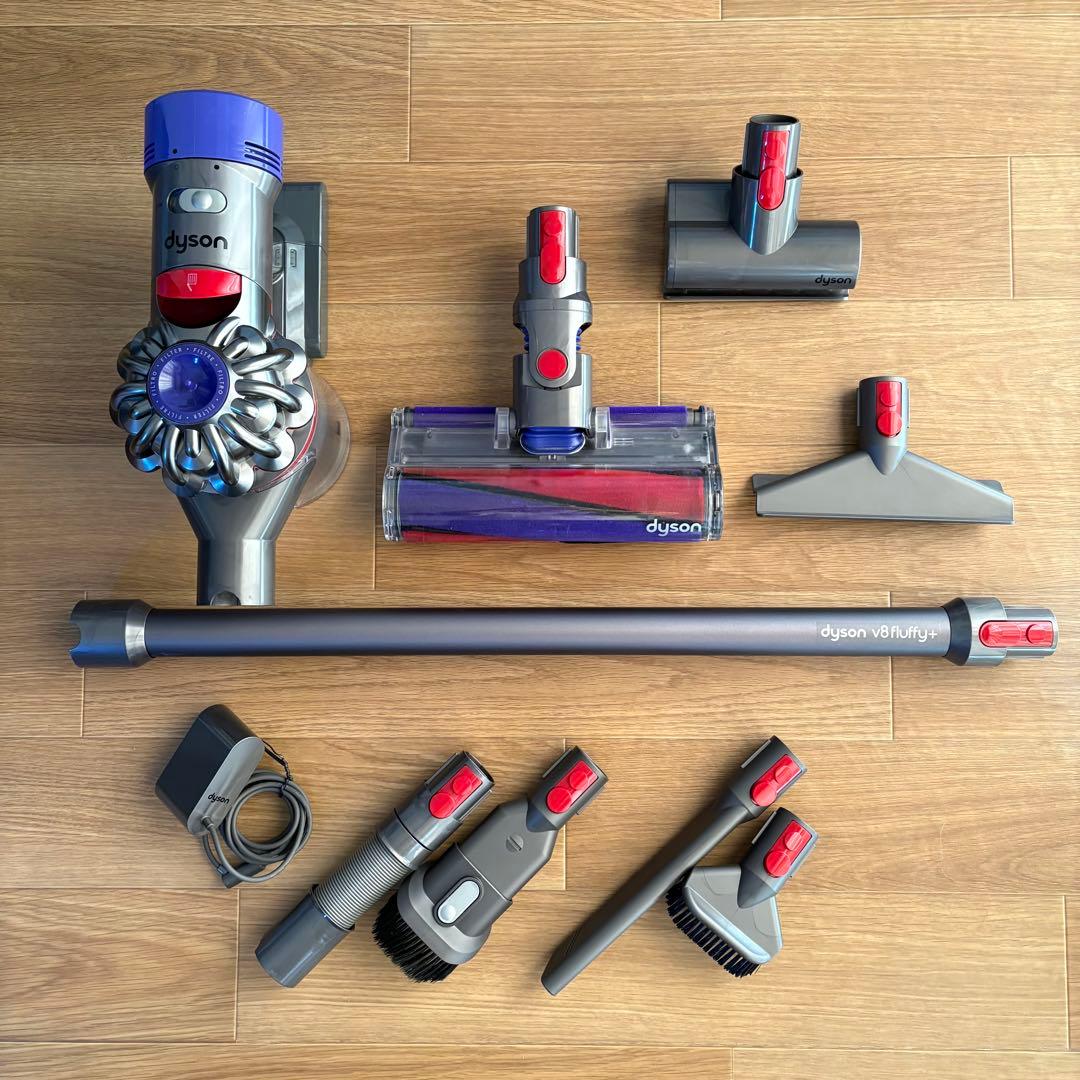 ダイソン　dyson v8 fluffy 本体　付属品セット　掃除機