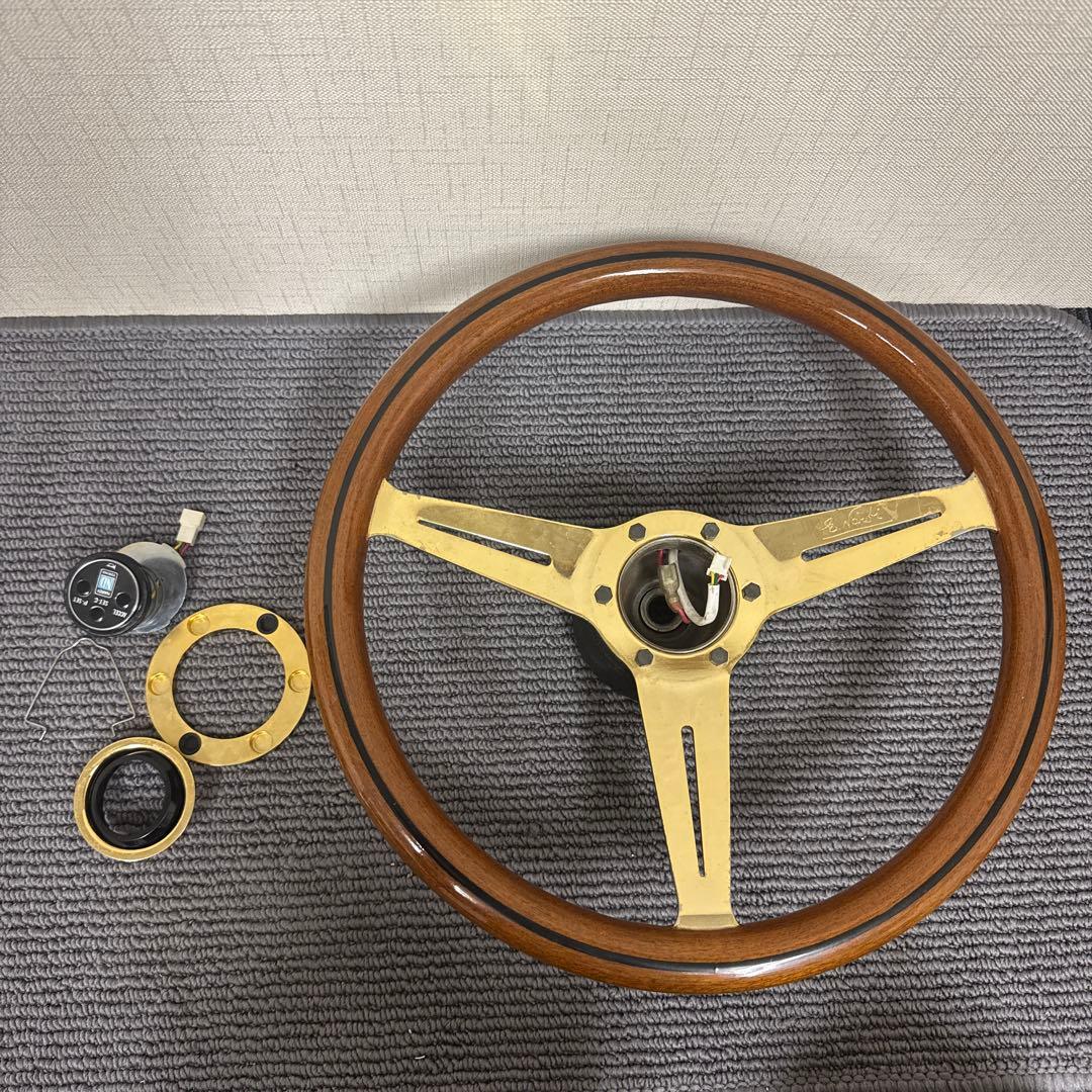 ナルディ NARDI ウッドステアリング 32.5パイ ゴールドスポーク 希少
