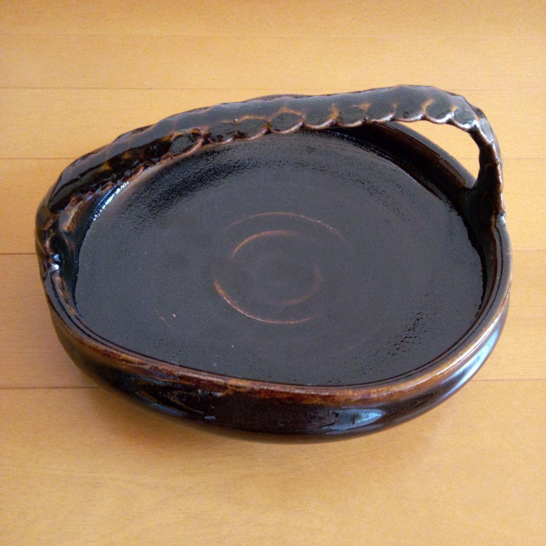 黒い陶器の楕円形器　茶道　茶菓子