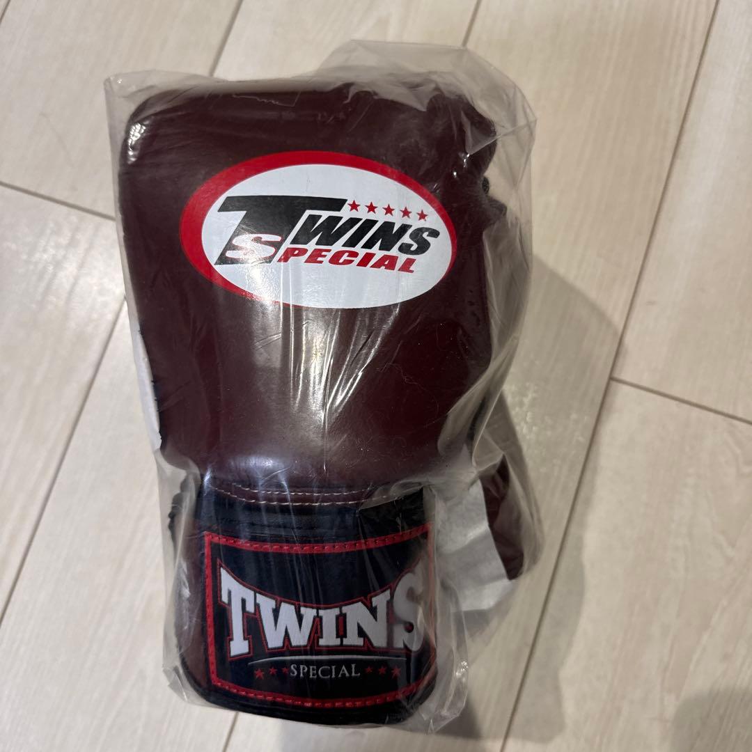 TWINS SPECIAL ボクシンググローブ 10oz