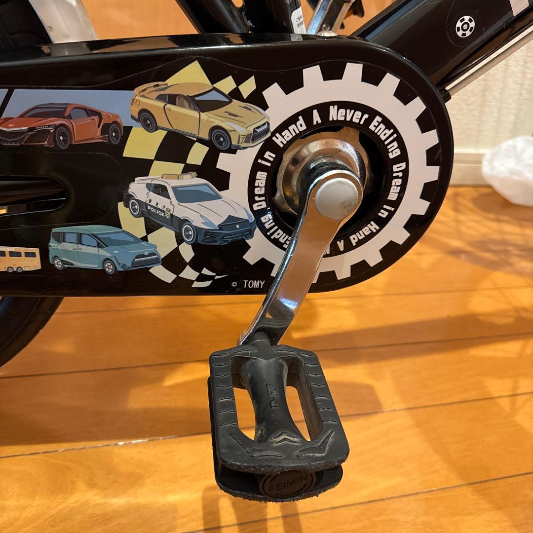 ［引き取り限定］16インチ子供自転車　トイザらス　トミカ　ヘルメット付き