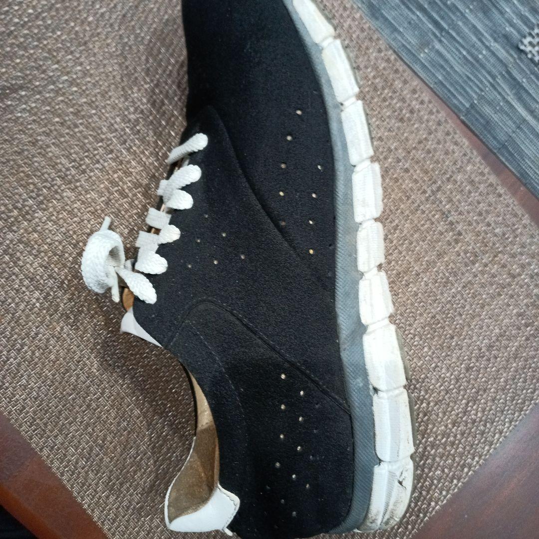 ベネシュブラック スエード 運動靴