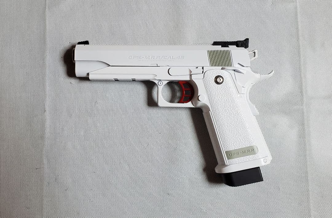 新品　東京マルイ　ハイキャパ　ホワイト　5.1　カスタム　改修品　10禁