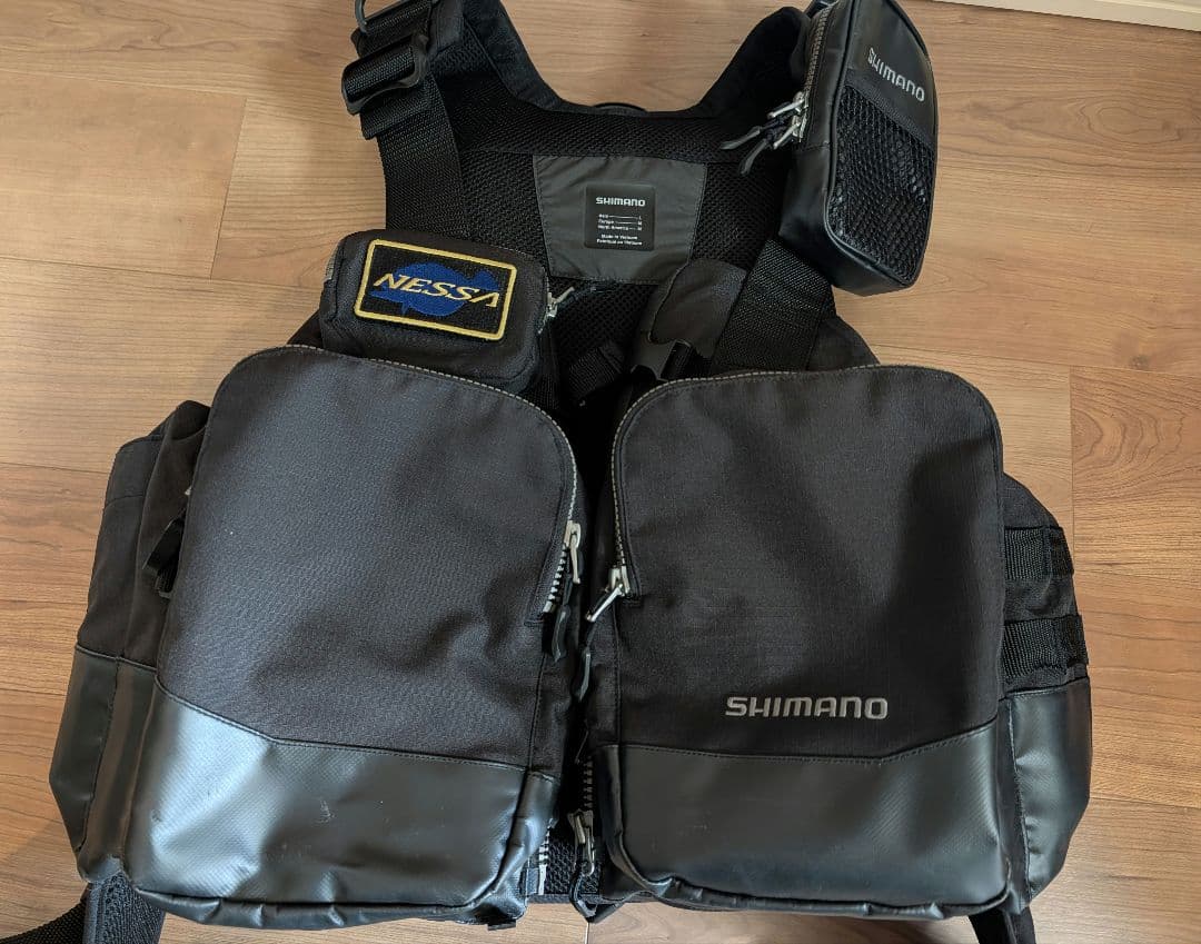シマノサーフトリッパーベスト　VF-275W Lサイズ