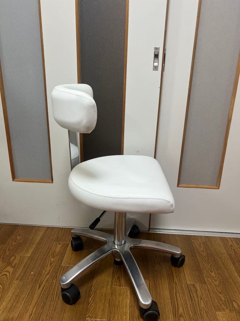 美品 タカラベルモント リーチェスツール SC-ELSES1 ホワイト