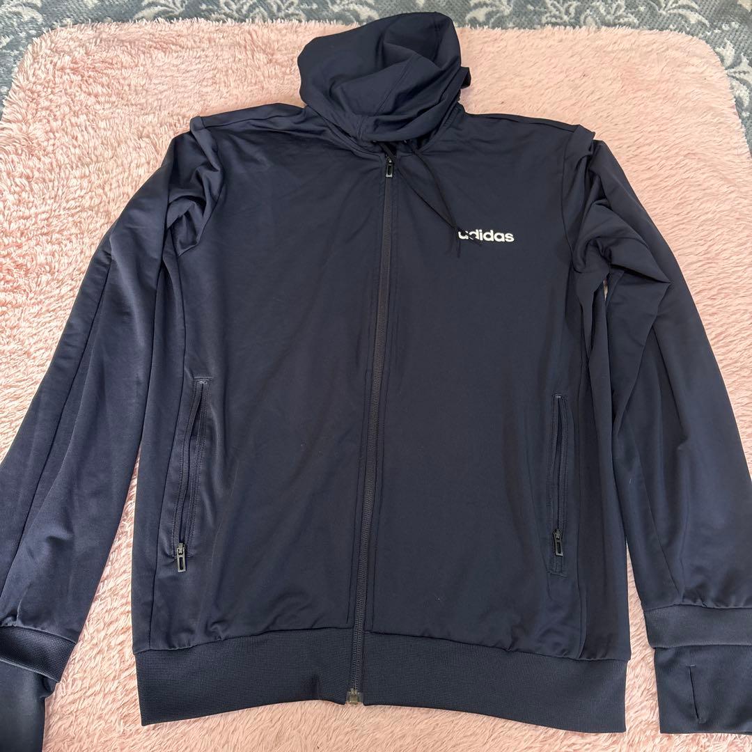 古着　アディダス　ウエア、パンツセット お値引きしました。10000→8500