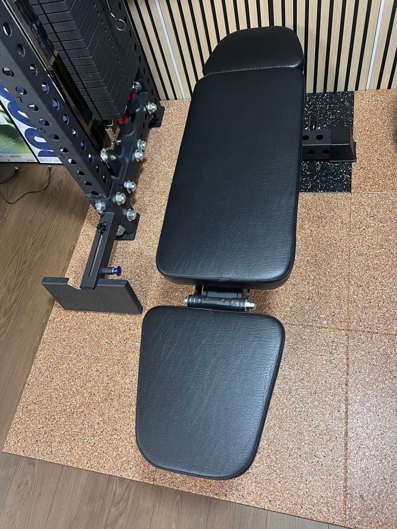 調整可能トレーニングベンチ 黒