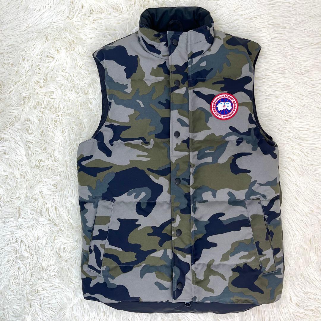 【激レア/美品】カナダグース ギャルソンベスト カモ柄 ミリタリー 迷彩 S