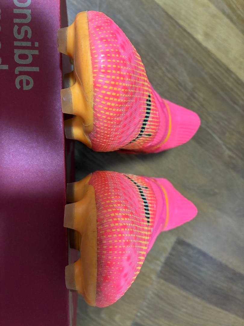 PUMAフューチャー7 アルティメット　HG/AG