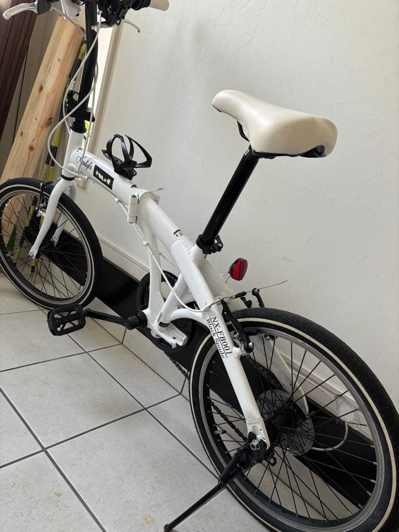 こし　折りたたみ自転車 ホワイト シマノギア　20インチ