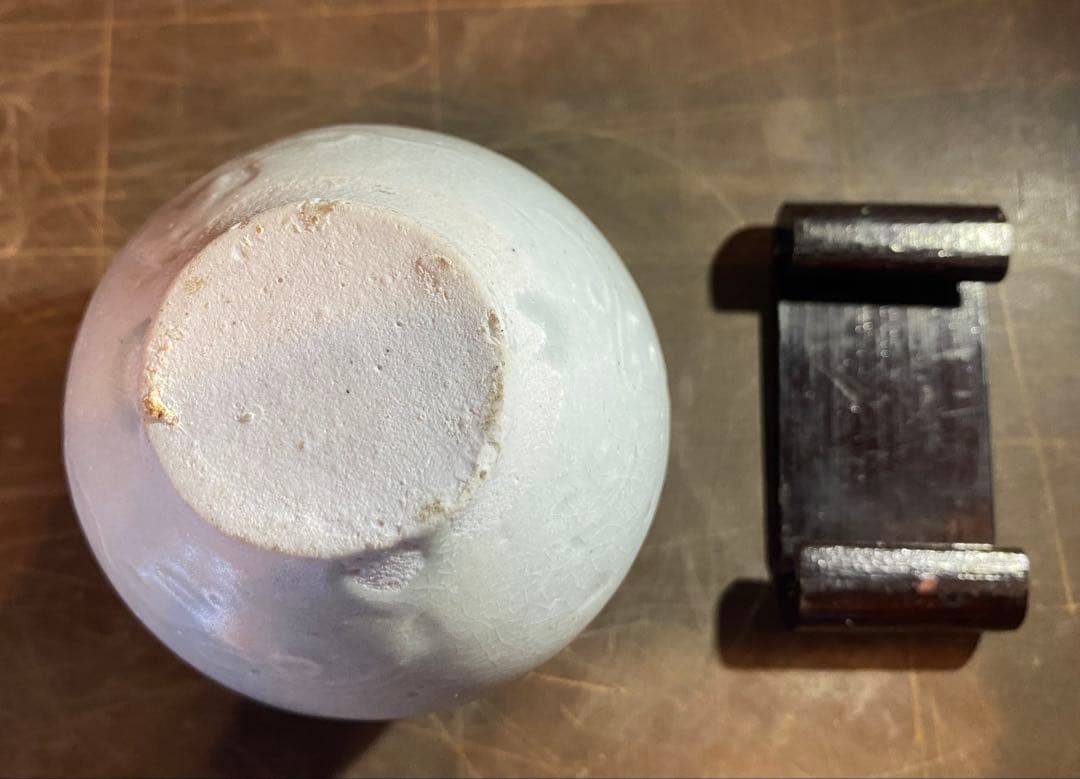 青白磁　小花器　鑑賞台付 ・一輪挿し ・ヴィンテージ　レア ・中国　台湾茶器