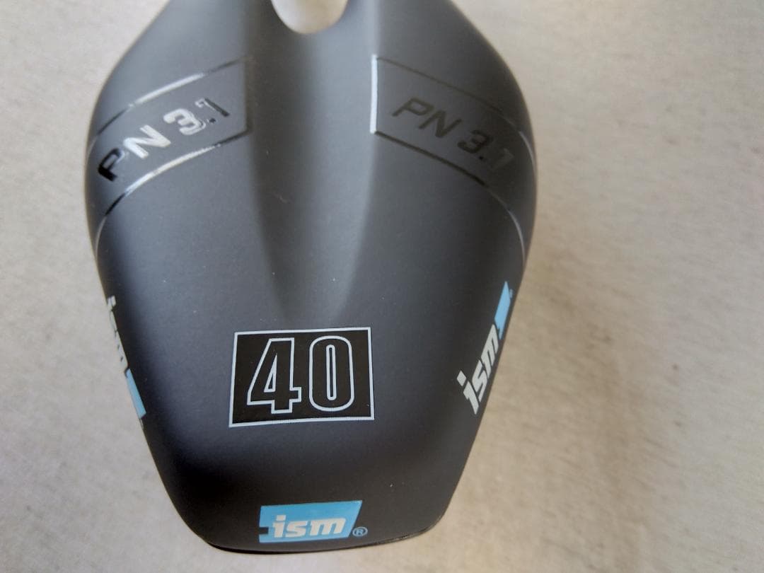 ISM PN 3.1 サドル 40 ブラック
