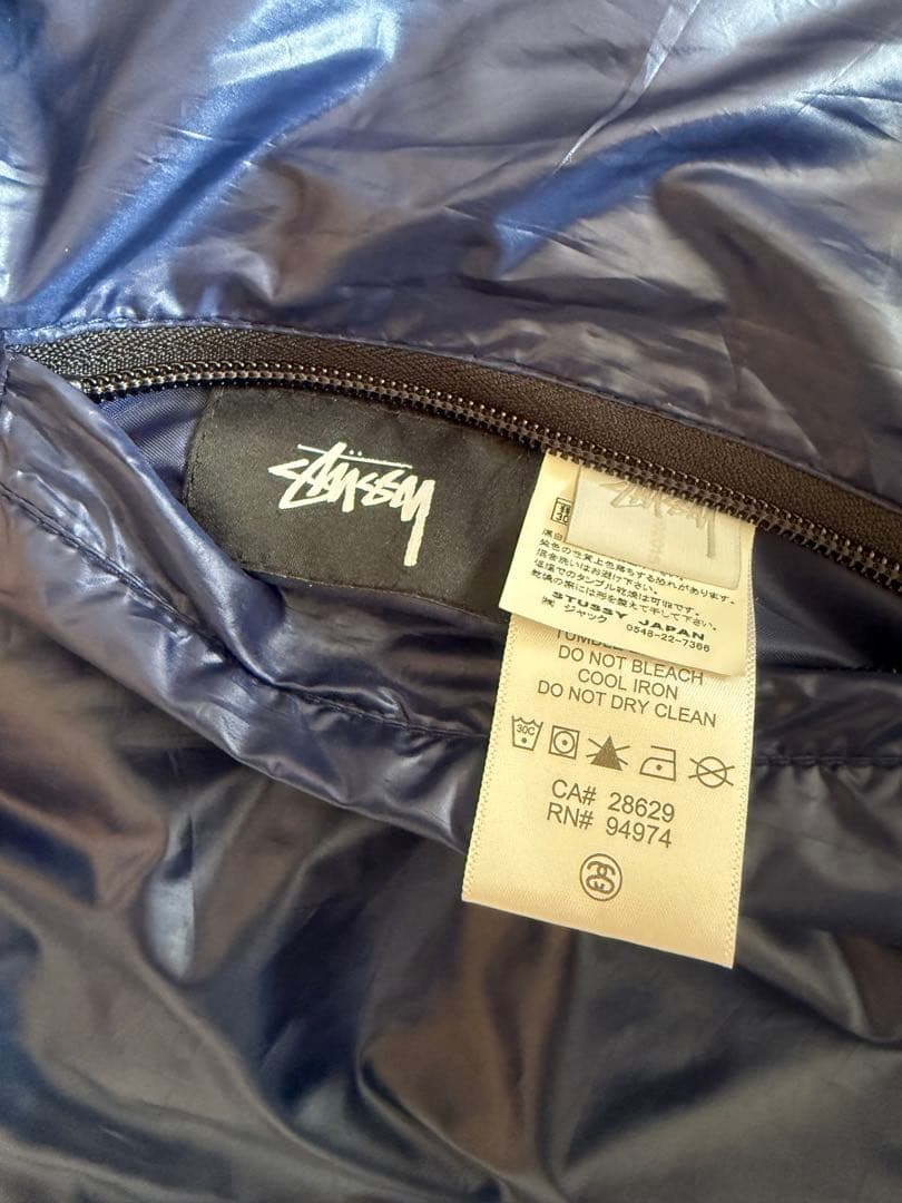 【美品】stussyリバーシブルダウンジャケット