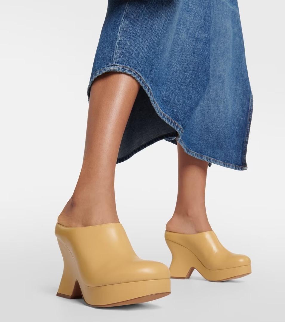 LOEWE テラ ウェッジ クロッグ(オリーブ)