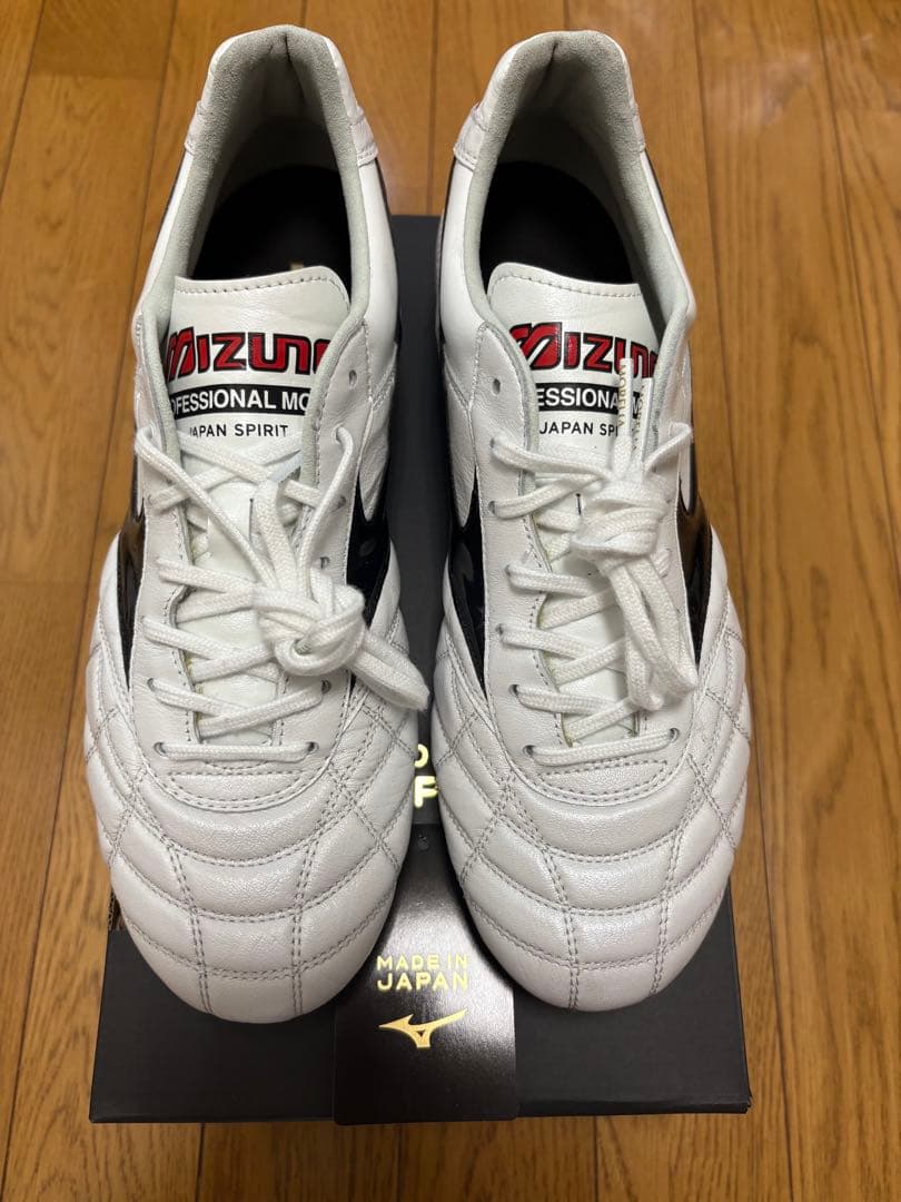 モレリア2Japan 26.0ホワイト