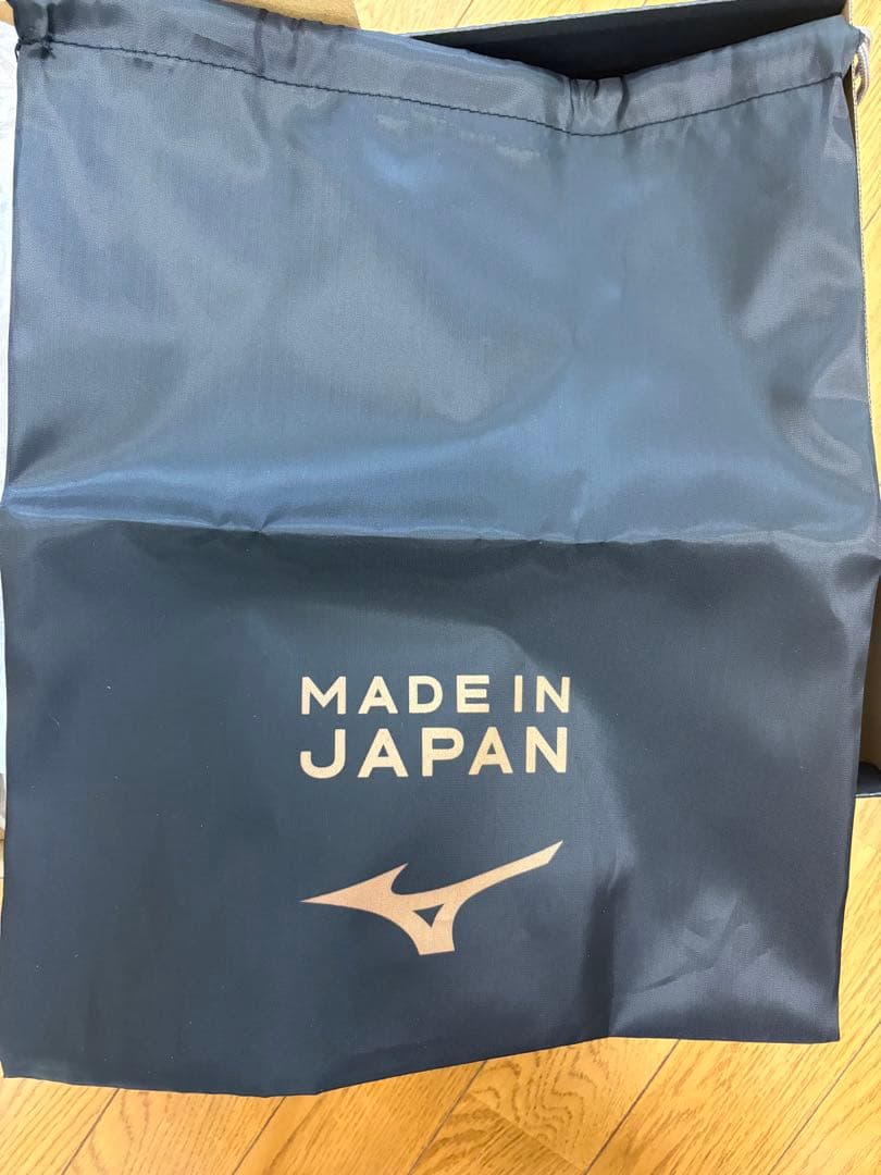 モレリア2Japan 26.0ホワイト