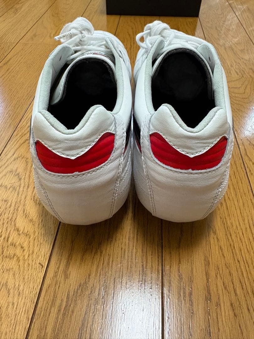 モレリア2Japan 26.0ホワイト