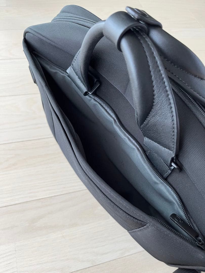 ZERO HALLIBURTON／ゼロハリバートン PRF 4 ビジネスバッグ