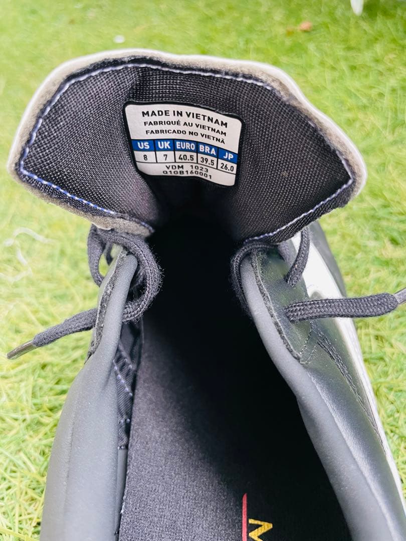 Mizuno サッカーシューズ 専用モデル ブラック/ホワイト　モレリア TF