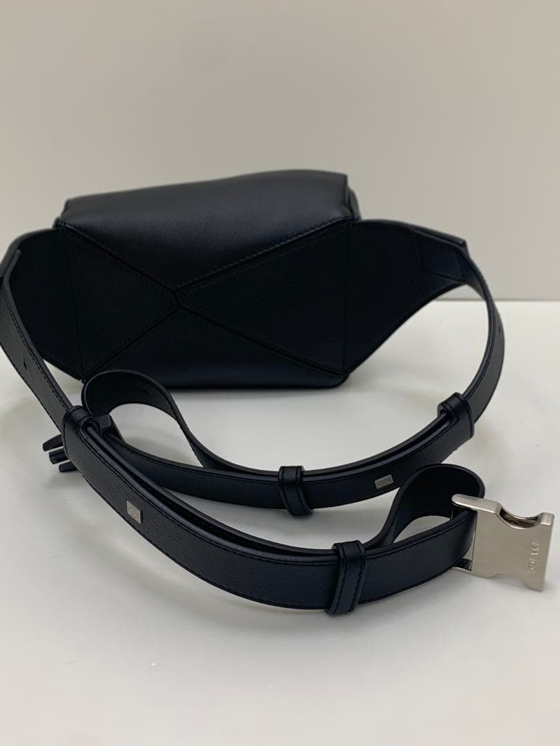 LOEWE パズル バムバッグ ミニ ブラック