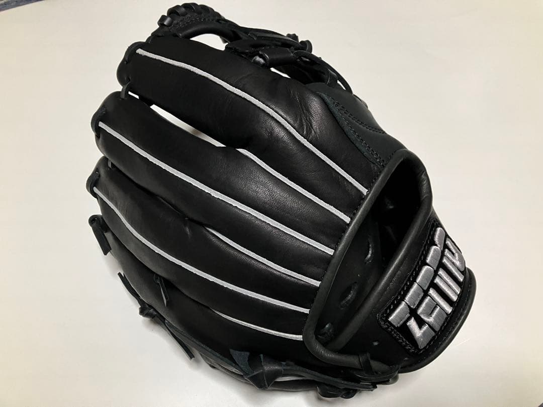 ゼンノー ZENNO TAURA 限定特注品軟式 黒 オールラウンド 内野手用