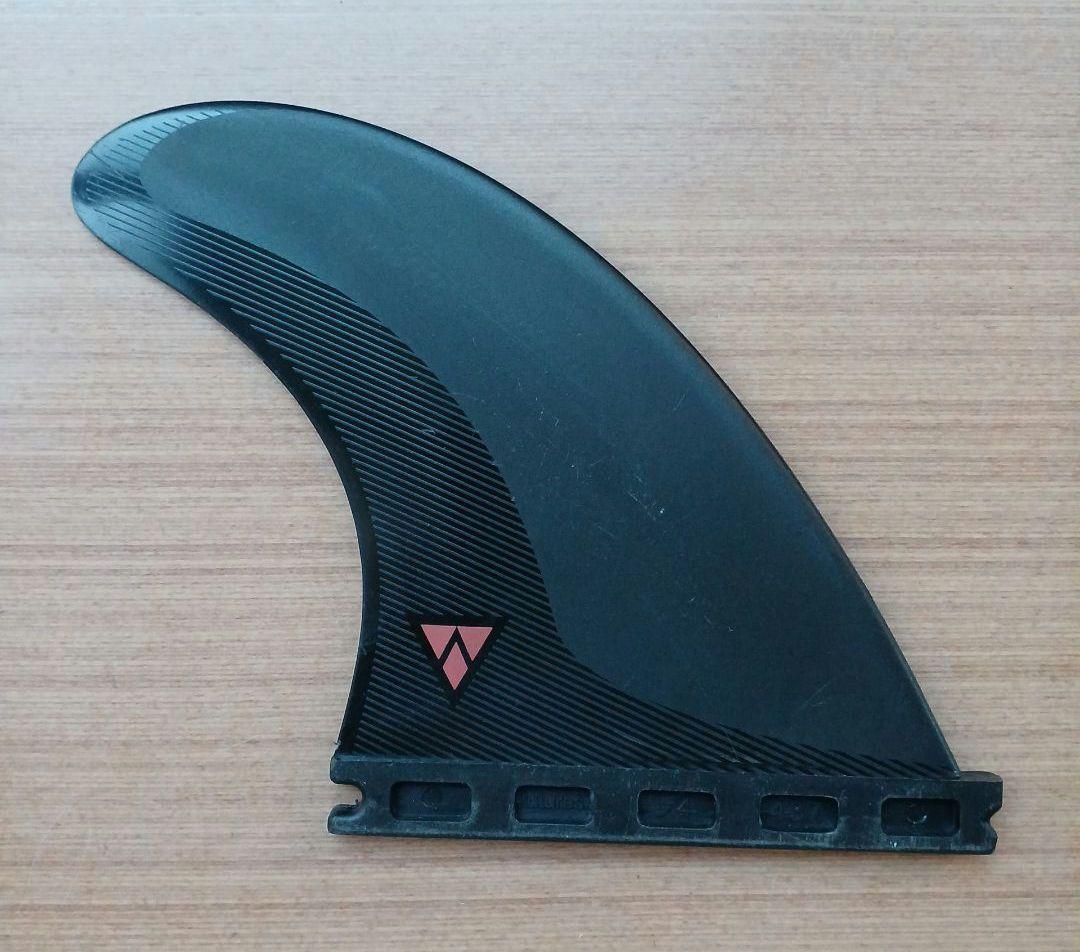 フューチャーフィン ALPHA 5.5 F4 CARBON　RED　トライフィン