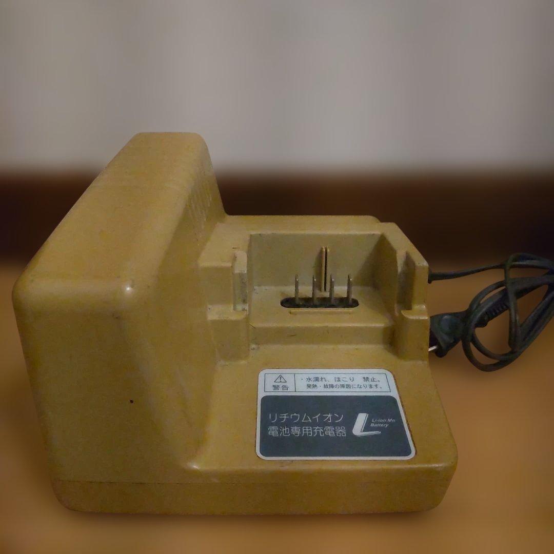 Panasonic電動自転車用リチウムイオン充電器