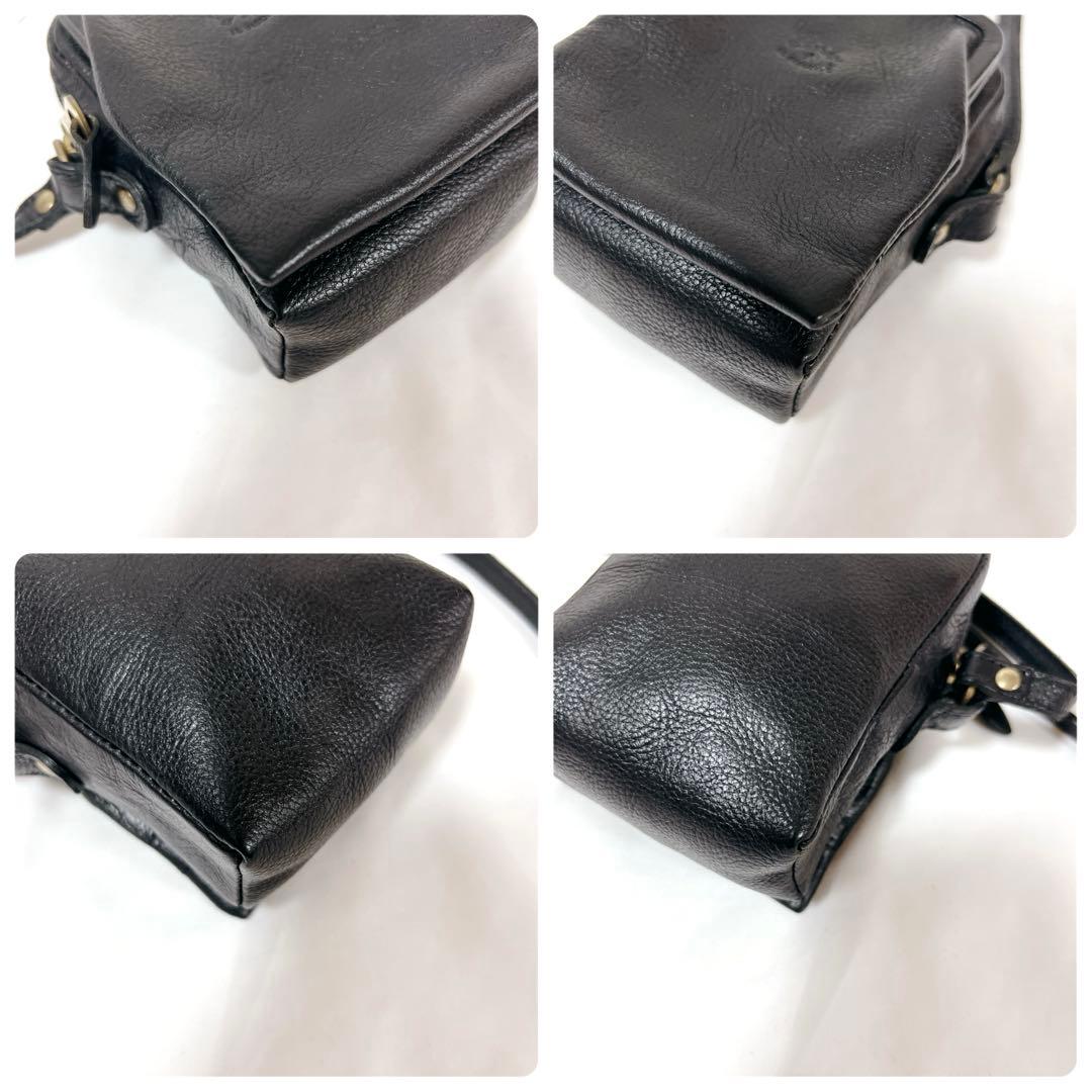 【希少】イルビゾンテ　ミニショルダー ボディバッグ　がま口　斜め掛け　レザー　黒