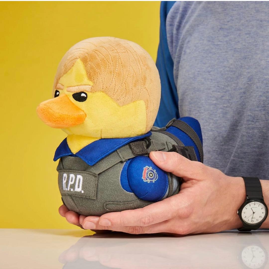 TUBBZ ぬいぐるみ　レオン・ケネディ　バイオハザード コスプレ