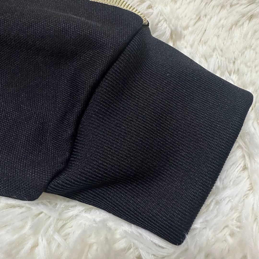 アディダス トレフォイル ロゴ刺繍 トラックジャケット ブラック 黒 金色