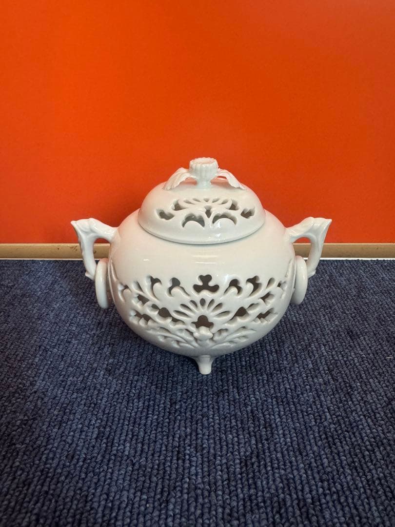 1973 杉原一壷 白磁 透かし  三足　香炉