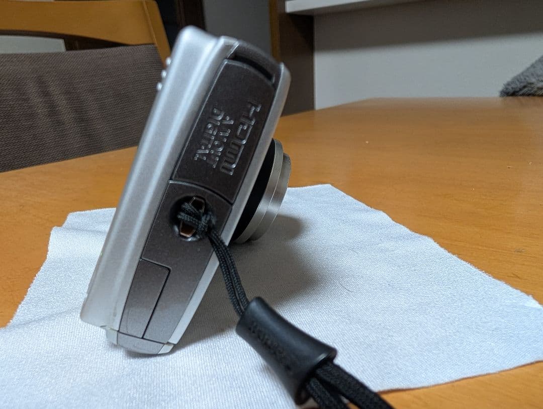 Canon IXY430Fデジタルカメラ