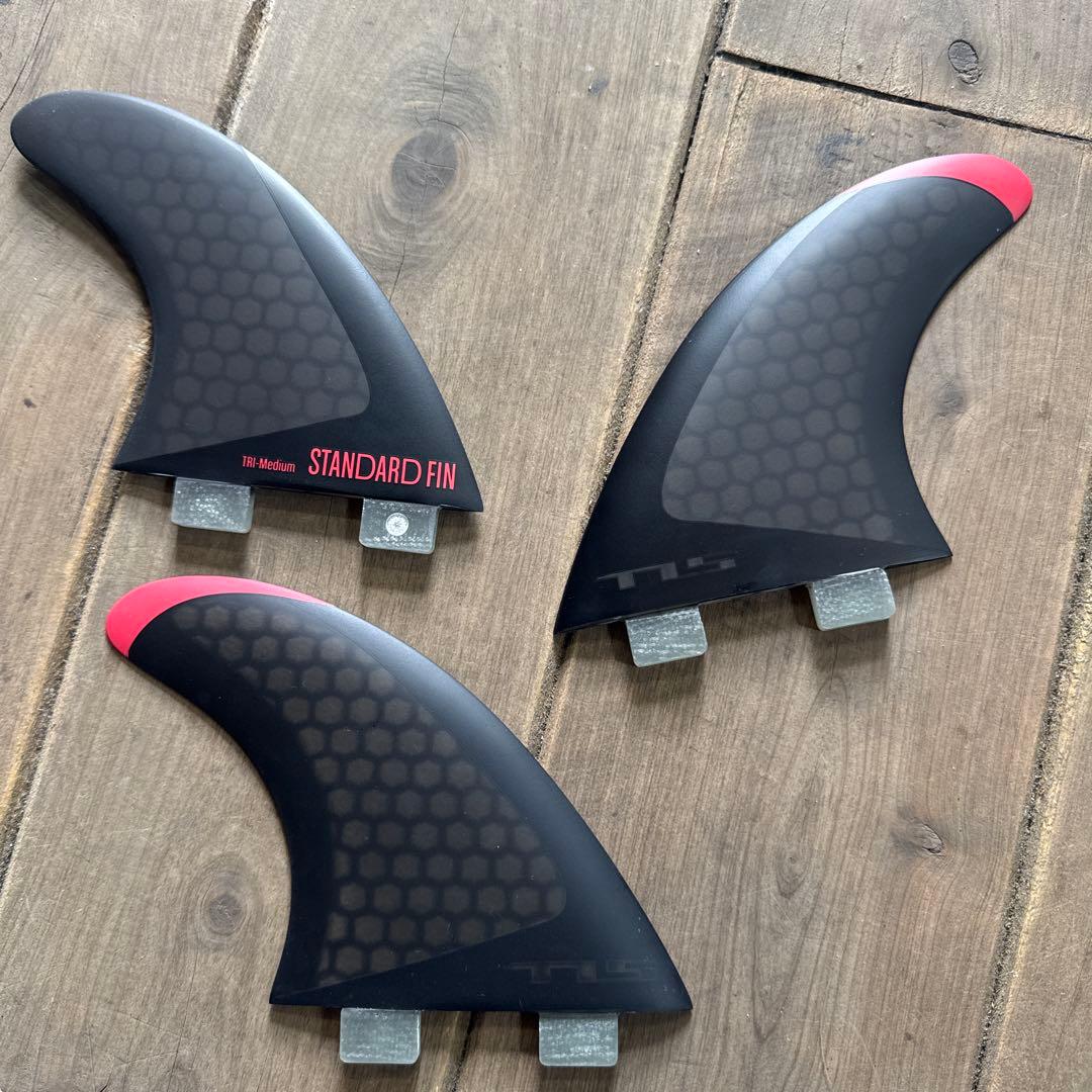 TLS ツールスSTANDARD FIN TRI-Medium ブラック/レッド