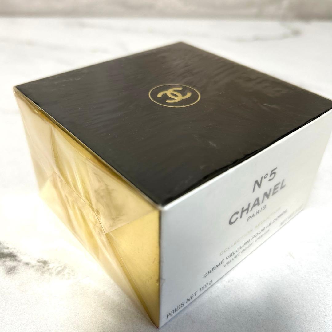 新品未開封　CHANEL No.5 ヴェルヴェットボディクリーム 150g