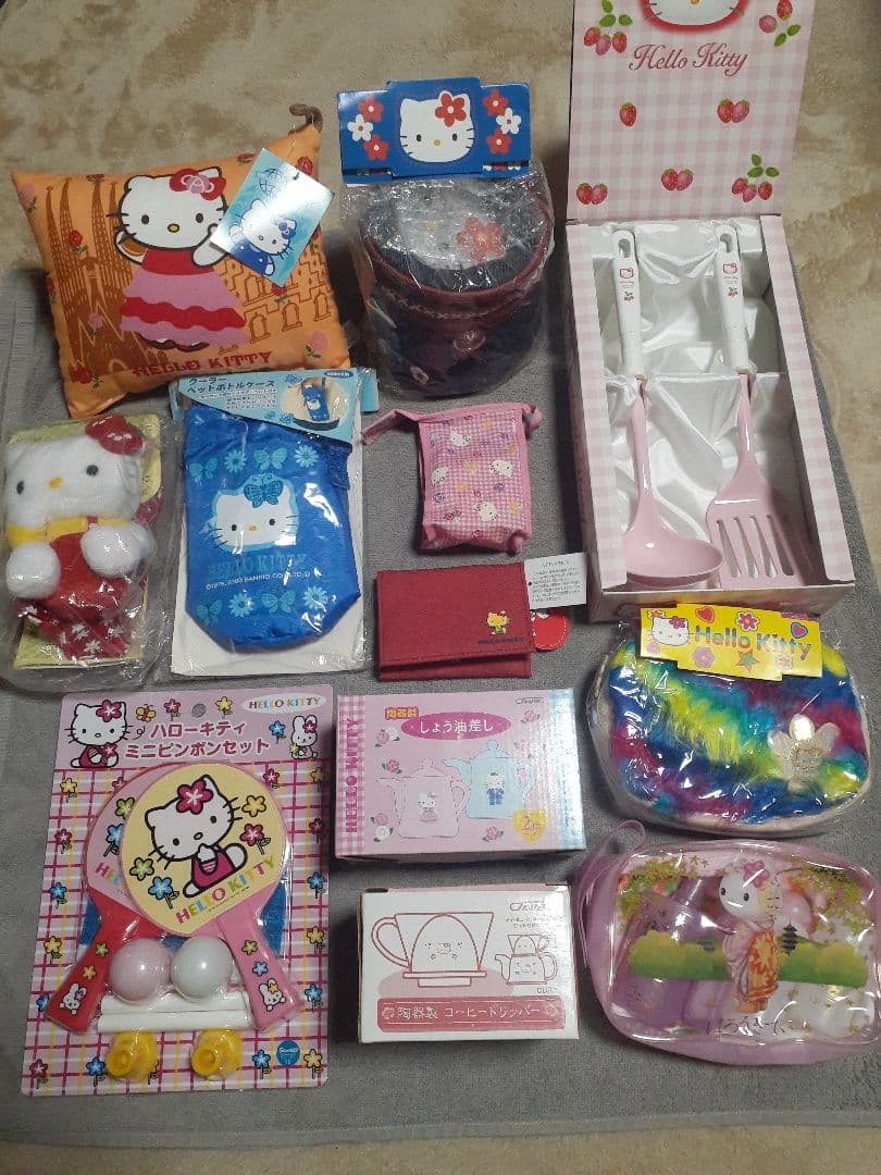 【値下げ】未使用 サンリオ ハローキティグッズ12点セット ショッピングバッグ付