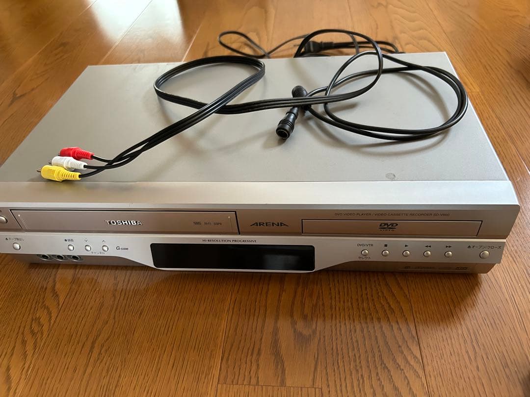 TOSHIBA VTR一体型DVDビデオプレイヤー SD -V600